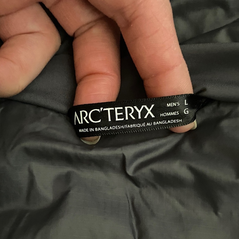 Arc'teryx Men's Hooded Puffer Jacket - Charcoal - Picture 2 of 14